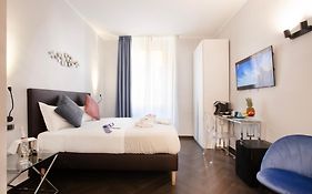 Cloud 9 Hotel